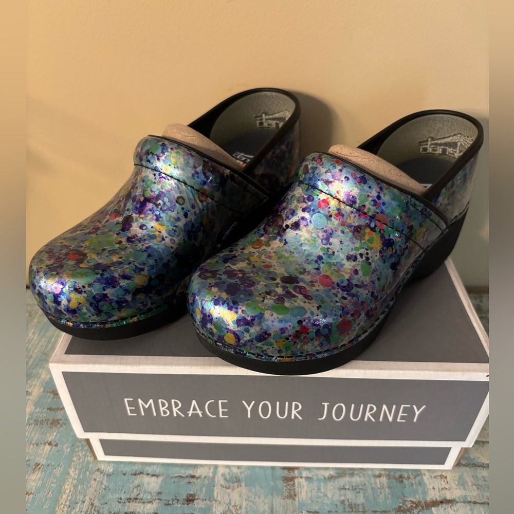 🩺Dansko XP 2.0 Clogs for Women-Lightweight Slip-Resistant Footwear. 👩‍⚕️🌞 NIB - Picture 7 of 8